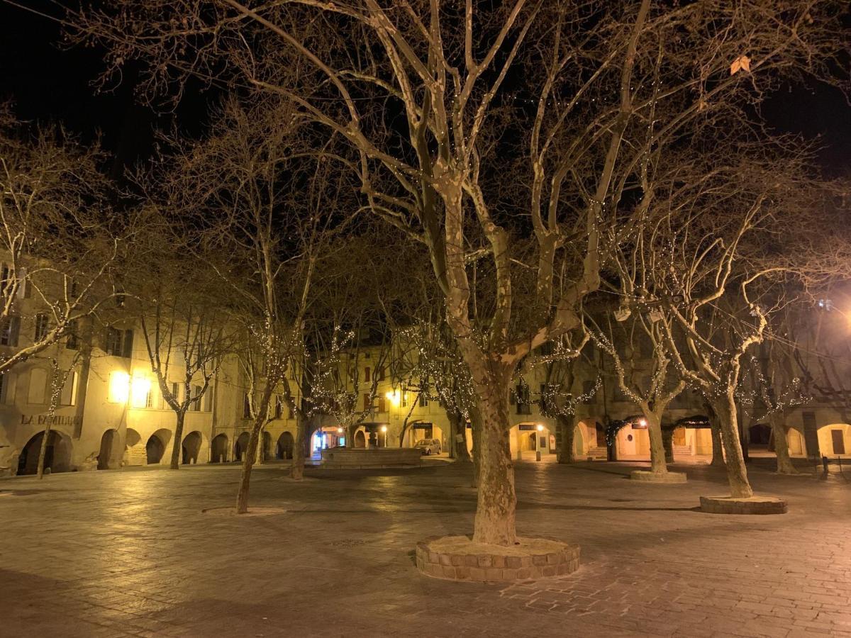Appartement De Charme Dans Le Coeur Historique D'Uzes Ngoại thất bức ảnh