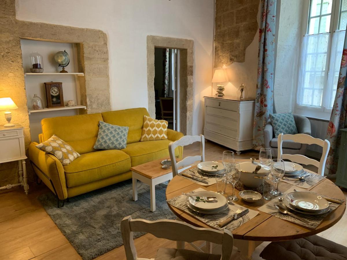 Appartement De Charme Dans Le Coeur Historique D'Uzes Ngoại thất bức ảnh