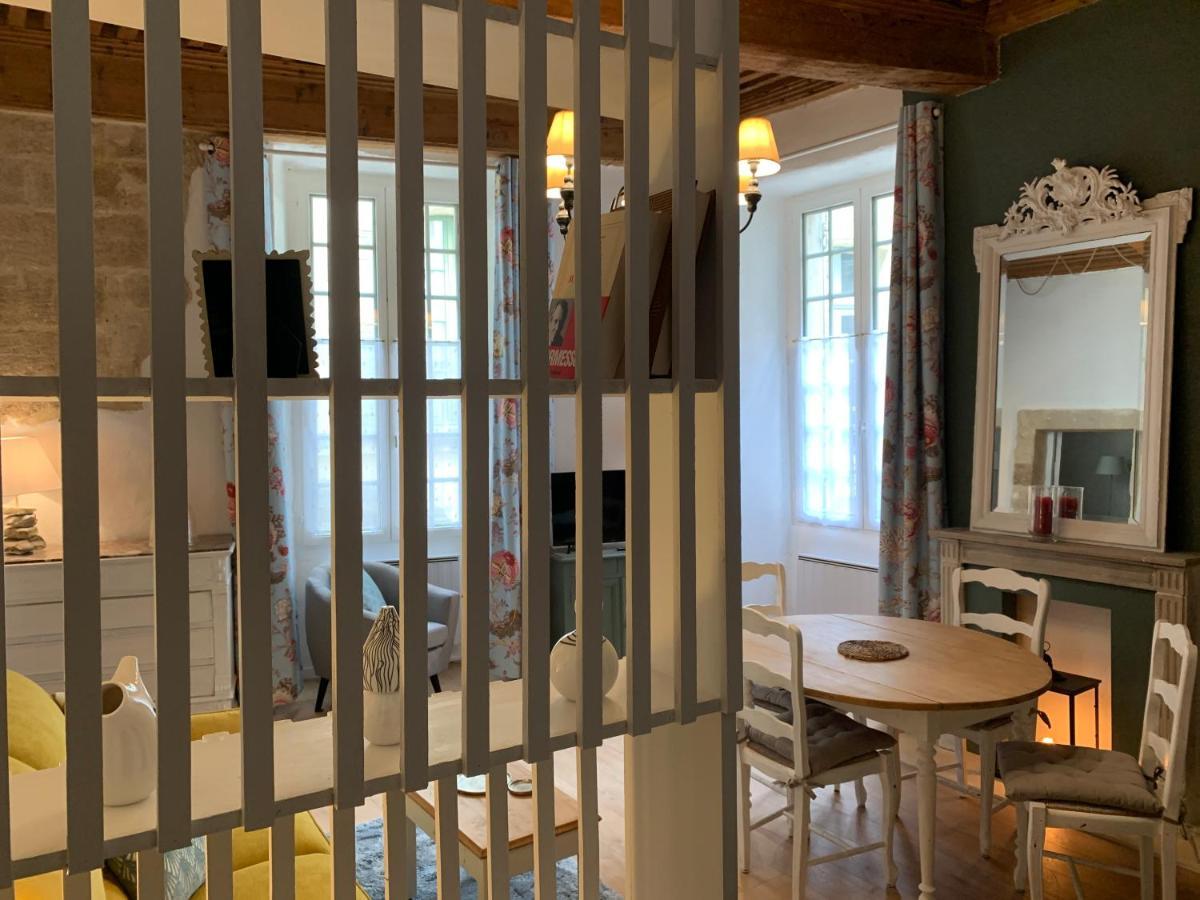 Appartement De Charme Dans Le Coeur Historique D'Uzes Ngoại thất bức ảnh