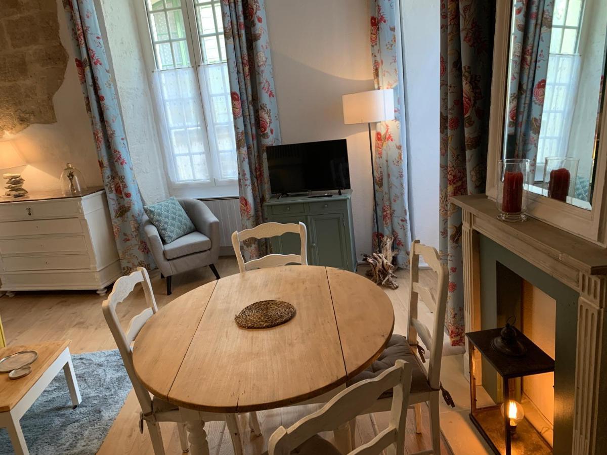 Appartement De Charme Dans Le Coeur Historique D'Uzes Ngoại thất bức ảnh